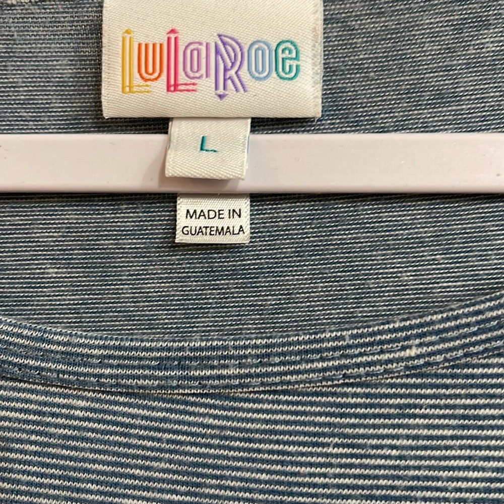 Lularoe tunic - Picture 2 of 3